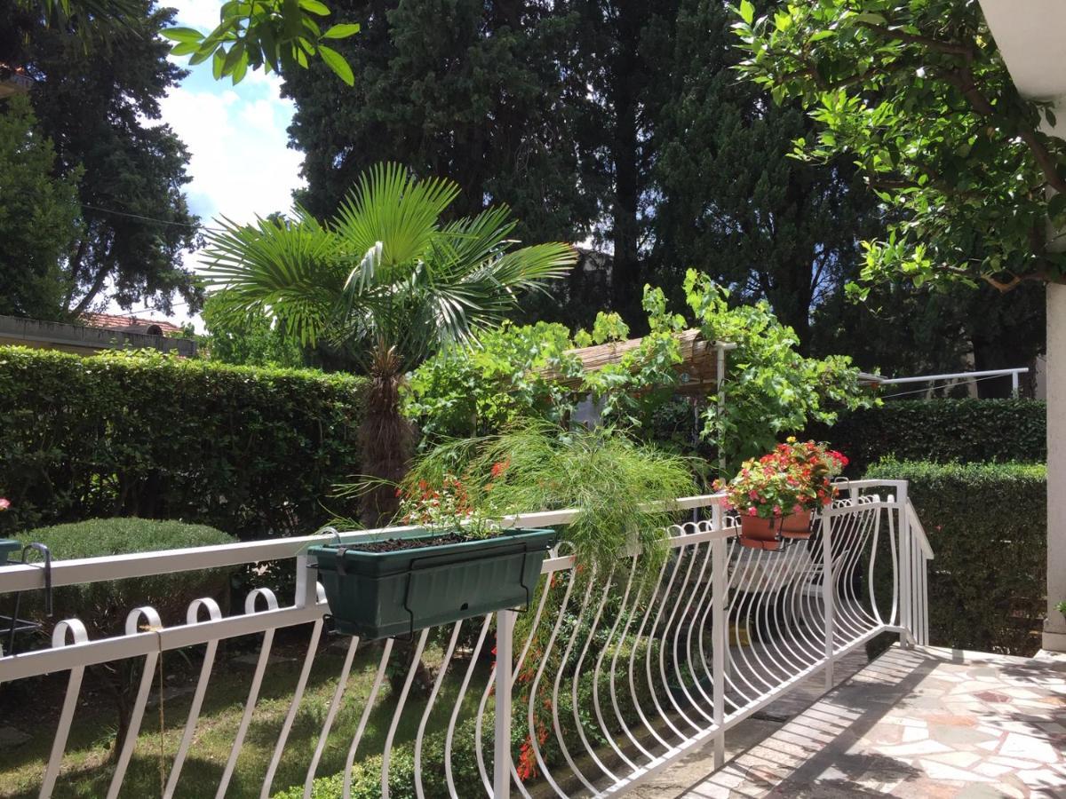 Garden Apartment คาชเตลา ภายนอก รูปภาพ